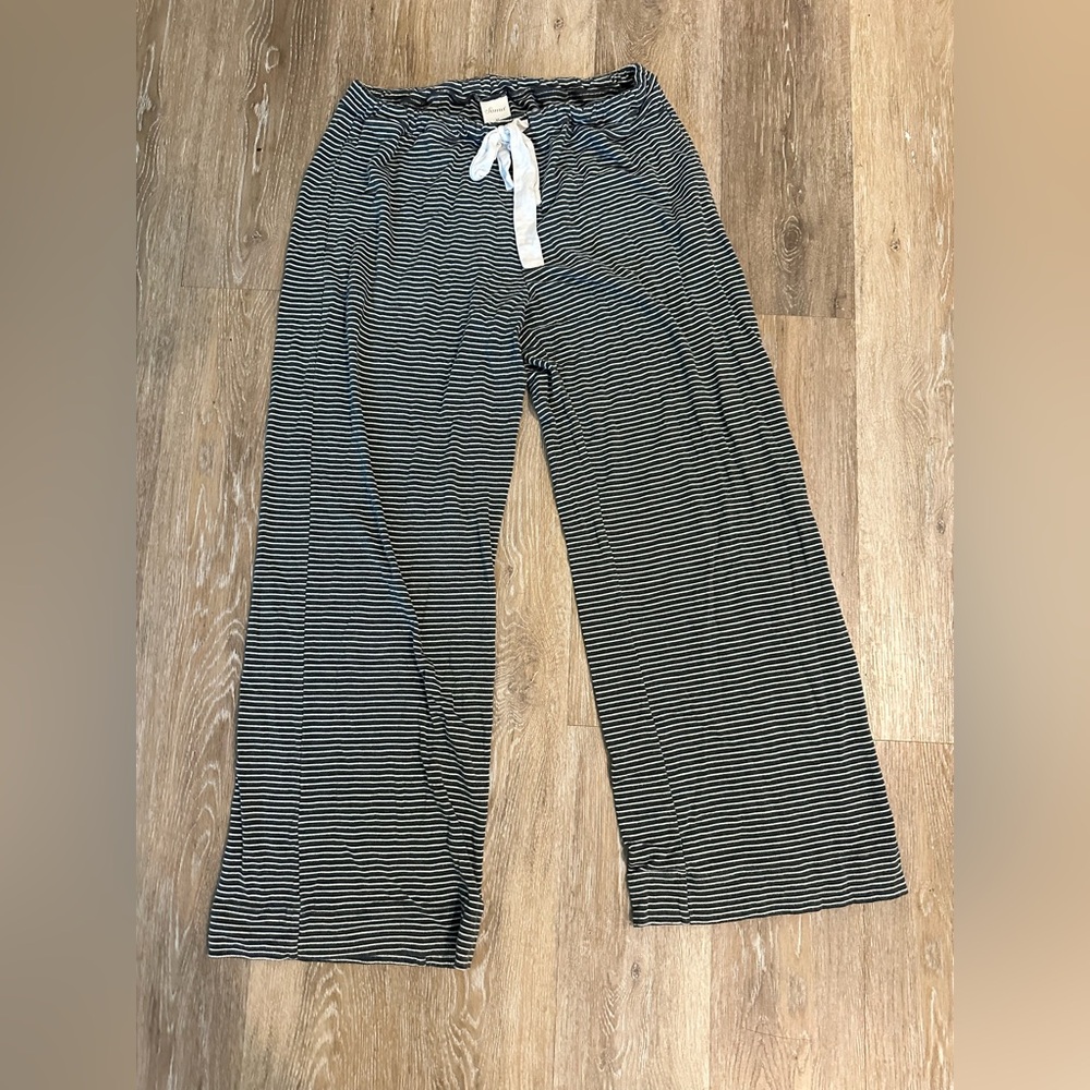 Soma Gray and White Striped Sunday Lounge Pants